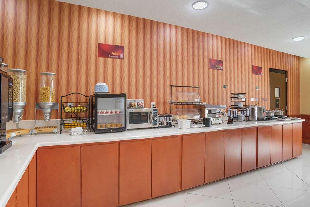 Best Western Plus Flowood Inn & Suites Restaurant foto